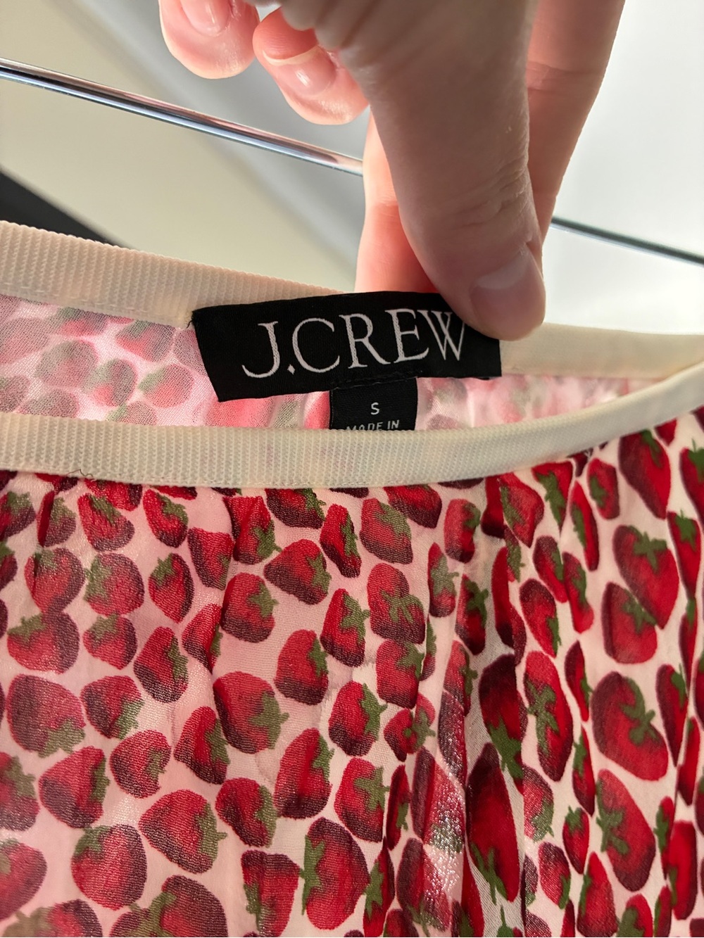 J.Crew Gwyneth Pleated Skirt in "Strawberry Swirl" - Picture 3 of 3